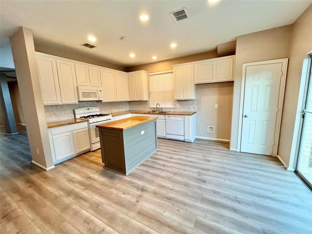 Waterfront Enchanted Bay Arl - Residential Lease