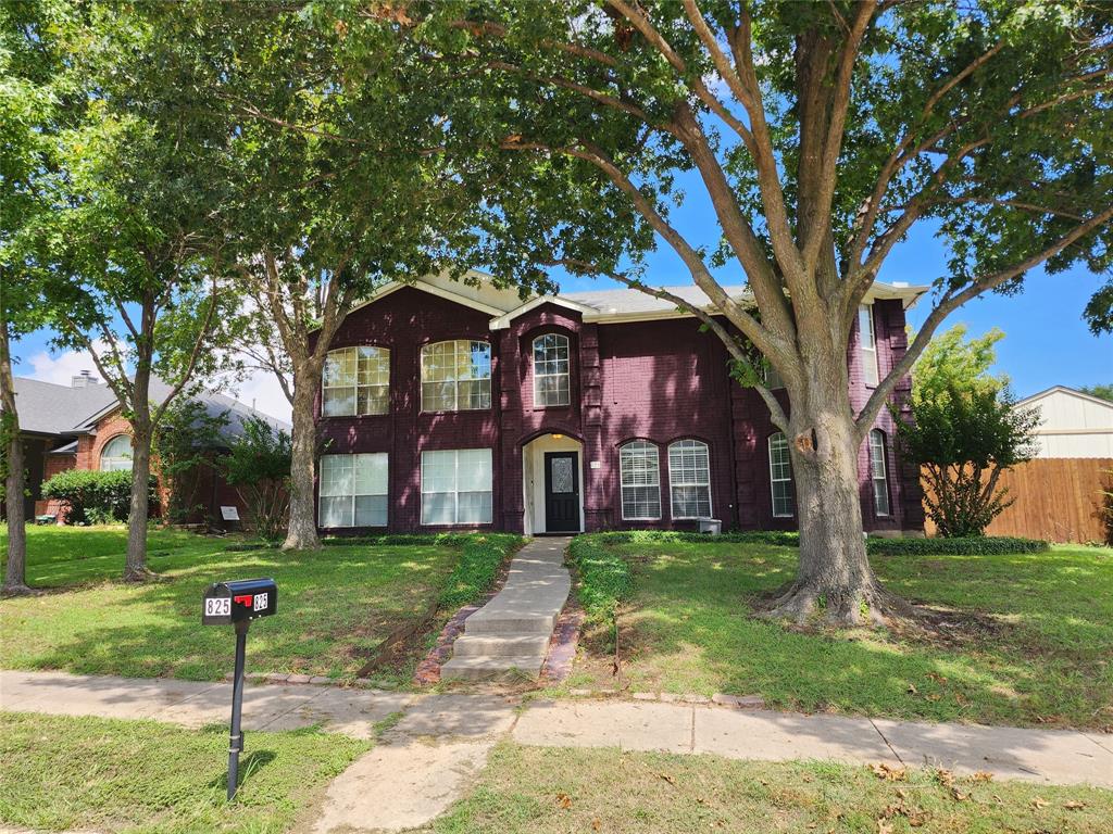 825 Forest Edge Lane