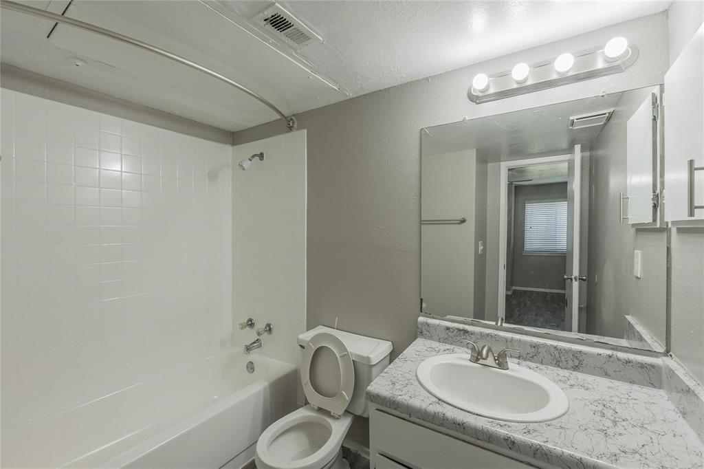 Parkside Condos - Residential