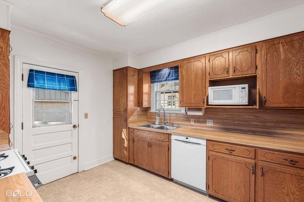 Shreveport, Louisiana 71105, United States, 3 Bedrooms Bedrooms, ,1 BathroomBathrooms,Residential,Active,256278