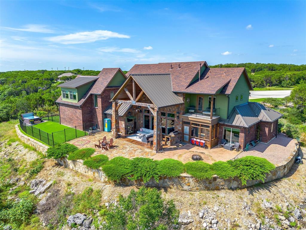 8225 Scotscraig Court