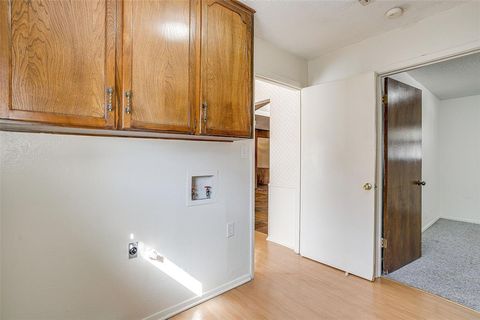 Tiny photo for 3412 Peachtree Lane, Pantego, TX 76013 (MLS # 21100875)