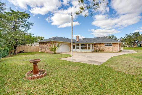 Tiny photo for 3412 Peachtree Lane, Pantego, TX 76013 (MLS # 21100875)