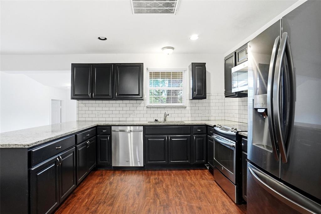 2222 Woodoak Drive