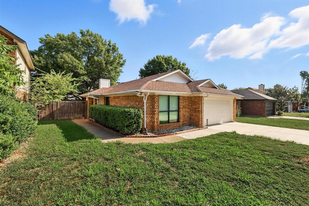 1544 Hunting Green Drive