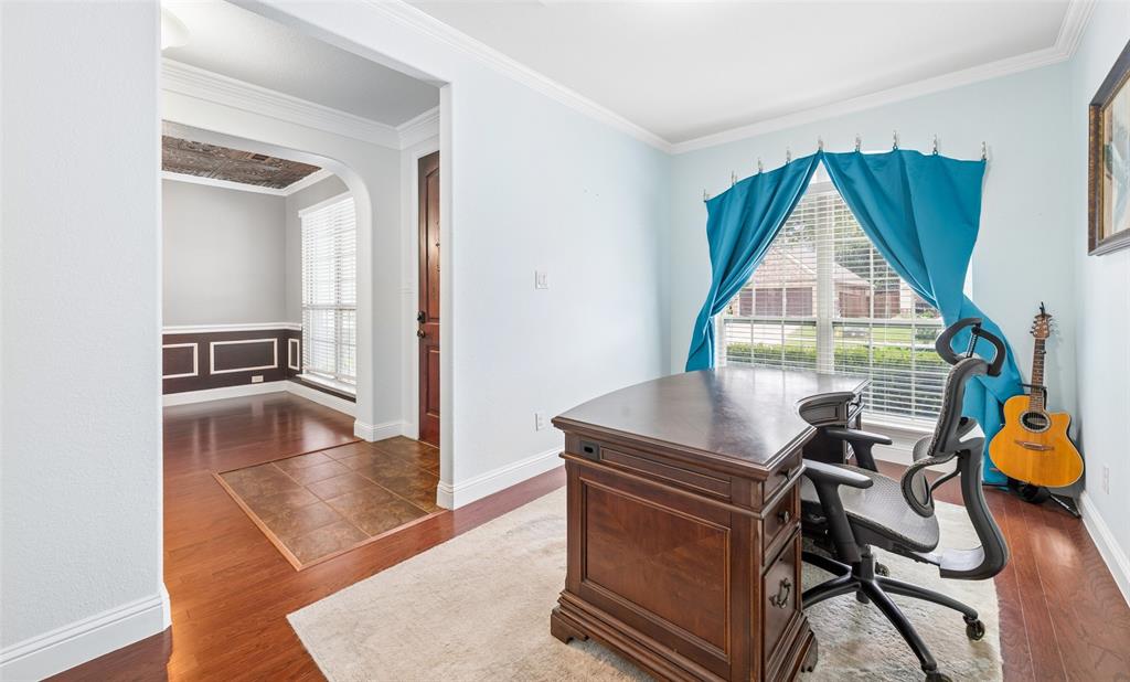 1374 Sandhurst Drive