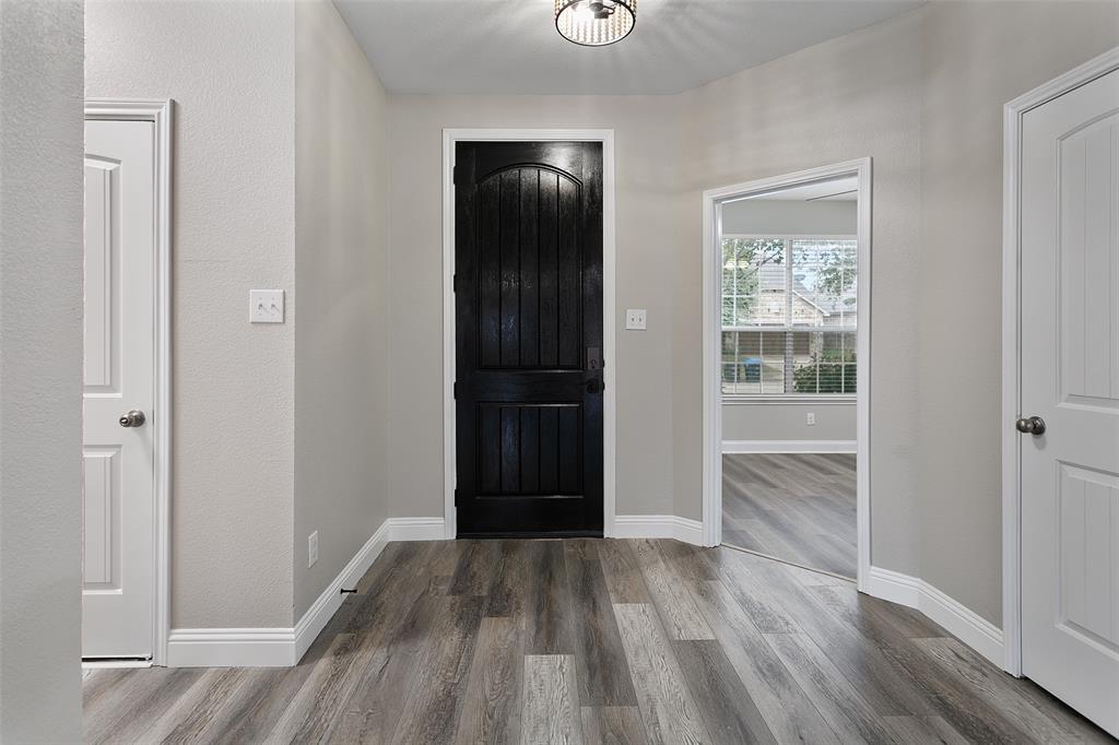 9404 Tierra Verde Drive