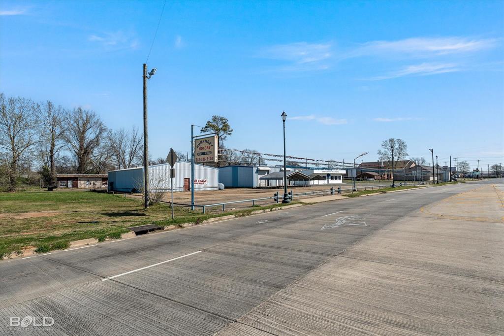 na - Commercial Sale