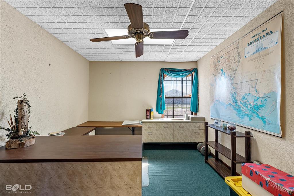 na - Commercial Sale