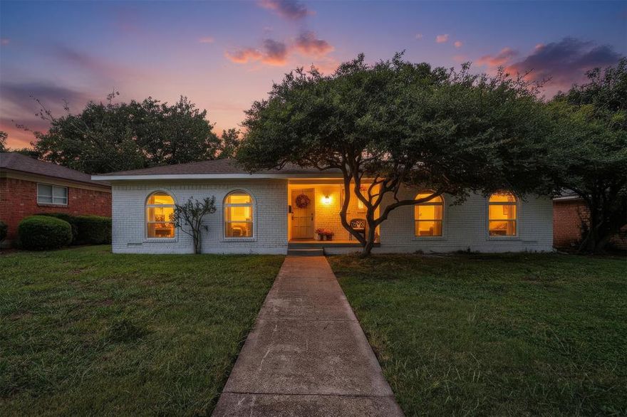 Fully Remodeled 4BR Near White Rock Lake!

Stunning 4 bed, 2 bath home in the heart of Dallas—just minutes from White Rock Lake, the Arboretum, shopping, and dining. Fully gutted and remodeled with modern yet timeless design choices and a warm, inviting vibe. Relax in your spa like bath with designer- end tile, large soaking tub and separate rainfall shower. Features include a dedicated office, Gas cooktop and water heater, brand new fence, plus a newly added 4th bedroom- bonus room off the kitchen perfect for guests or multi-use space. Move-in ready and designed for comfort, style, and convenience!