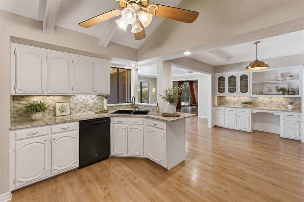 42 Santa Rosa Circle