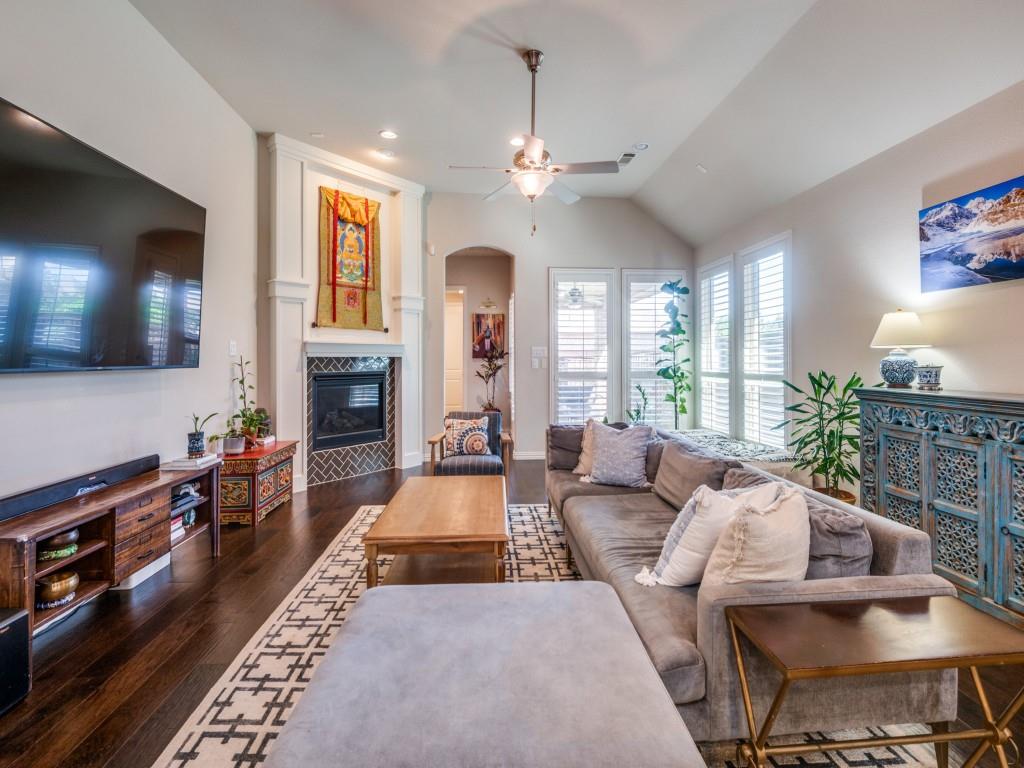 915 Enchanted Wood Drive