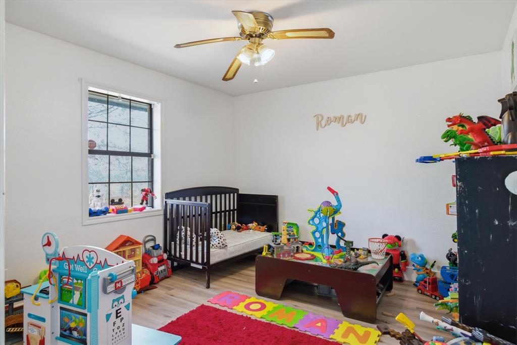 T HOWETH SUR, TR 8A - Residential