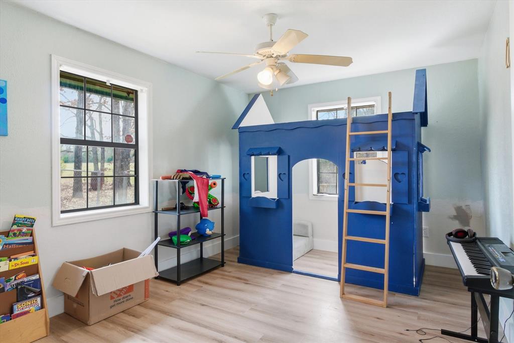 T HOWETH SUR, TR 8A - Residential