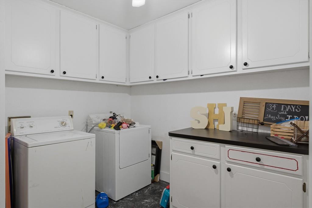 T HOWETH SUR, TR 8A - Residential