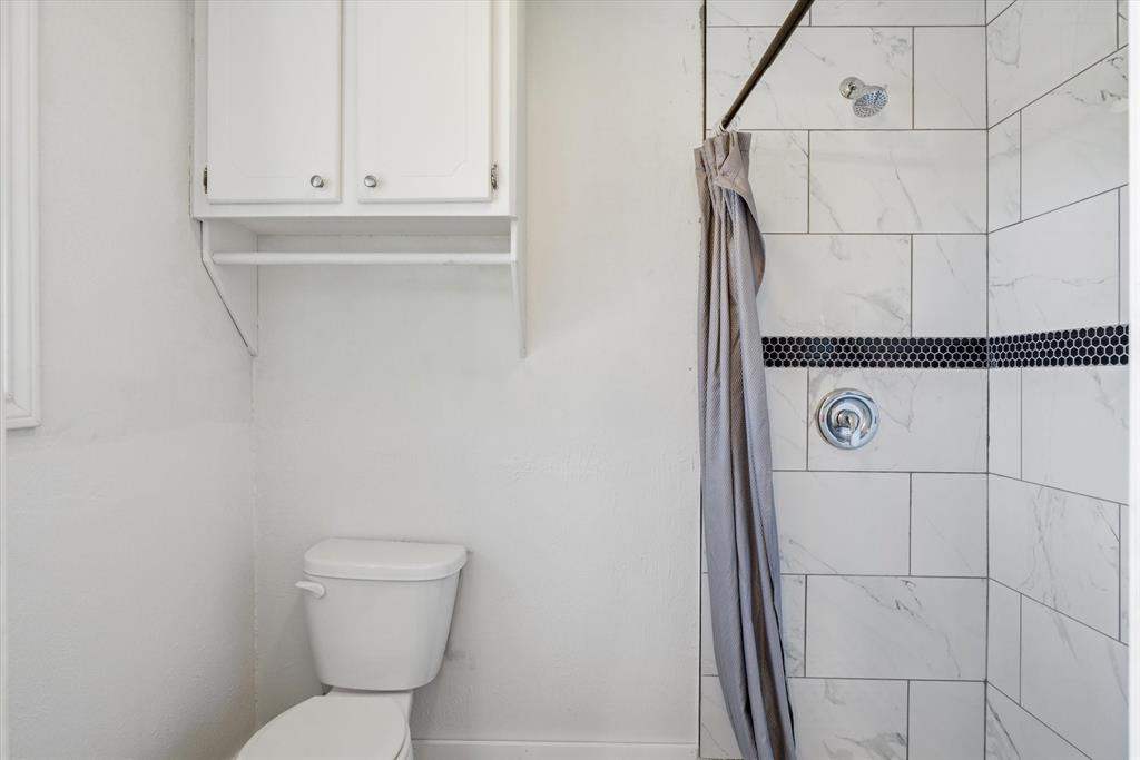 T HOWETH SUR, TR 8A - Residential