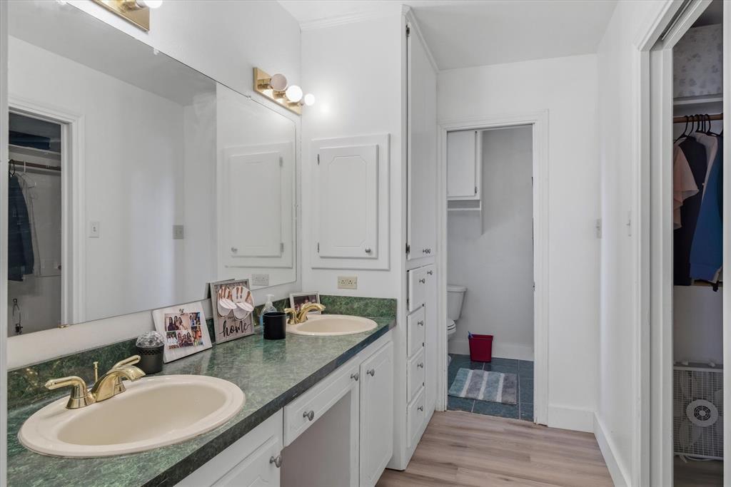 T HOWETH SUR, TR 8A - Residential