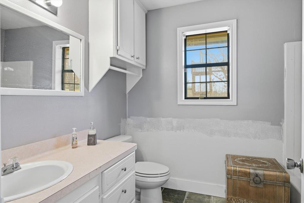 T HOWETH SUR, TR 8A - Residential