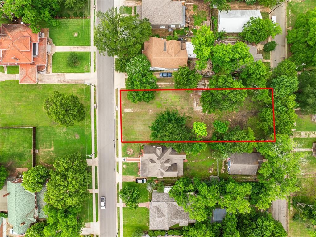 City of Paris - Land