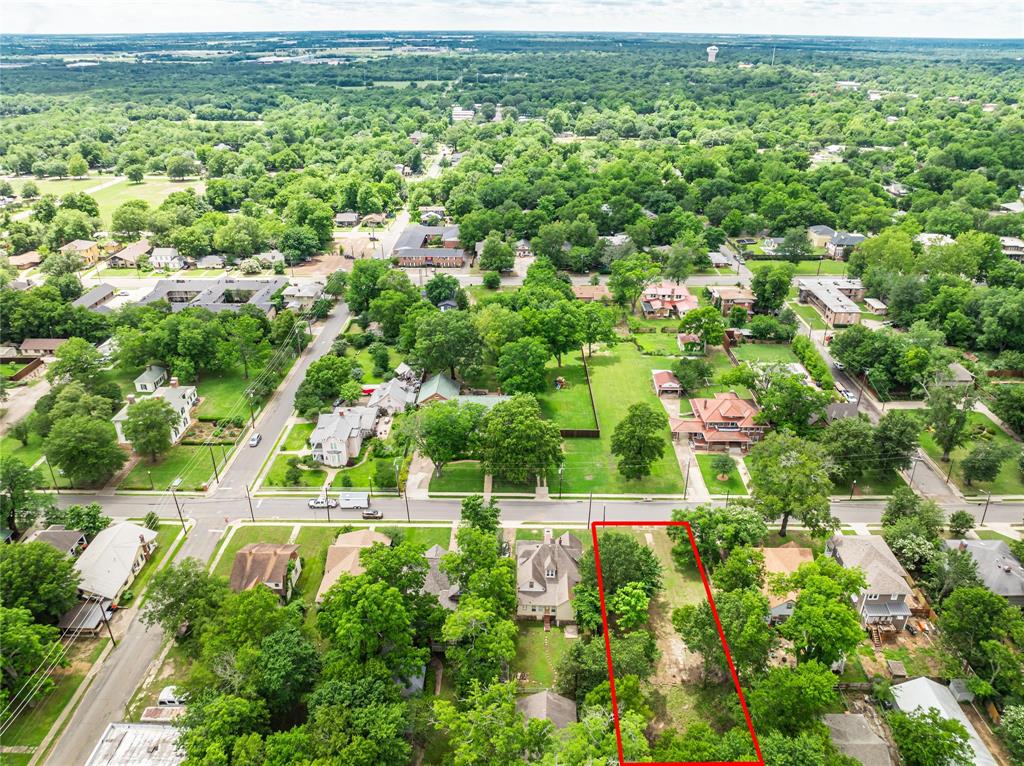 City of Paris - Land