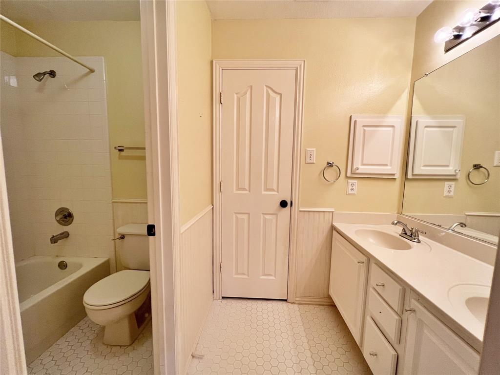 Highland Ridge IV - Residential Lease