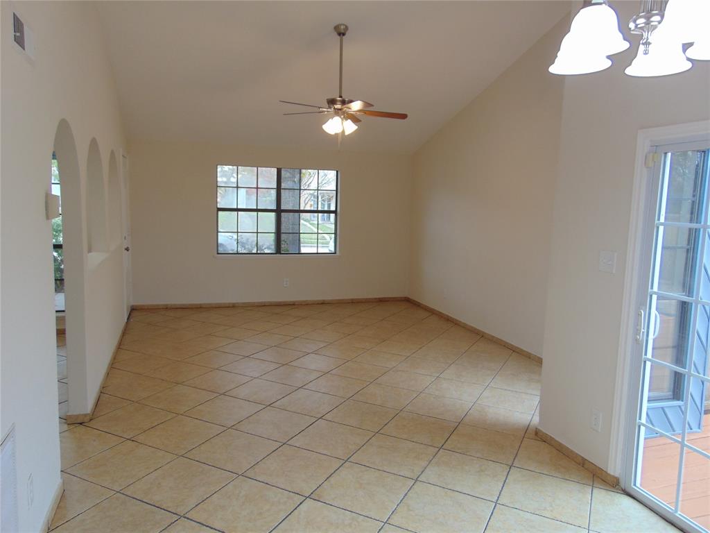 9402 Sugarberry Road