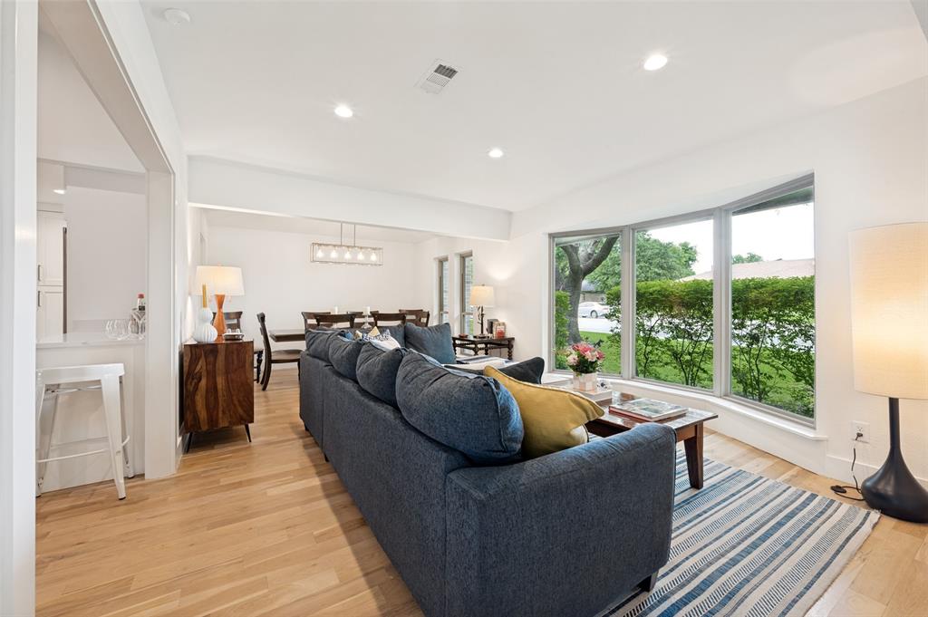 10111 Cromwell Drive