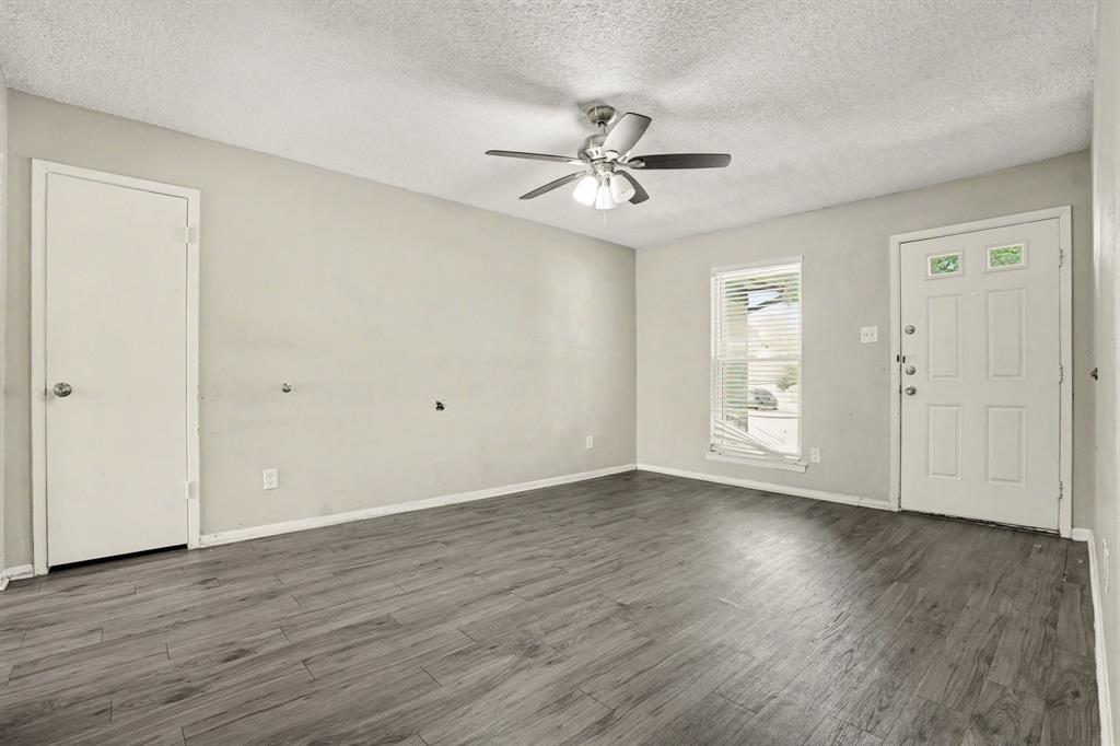 700 Prairie View Drive
