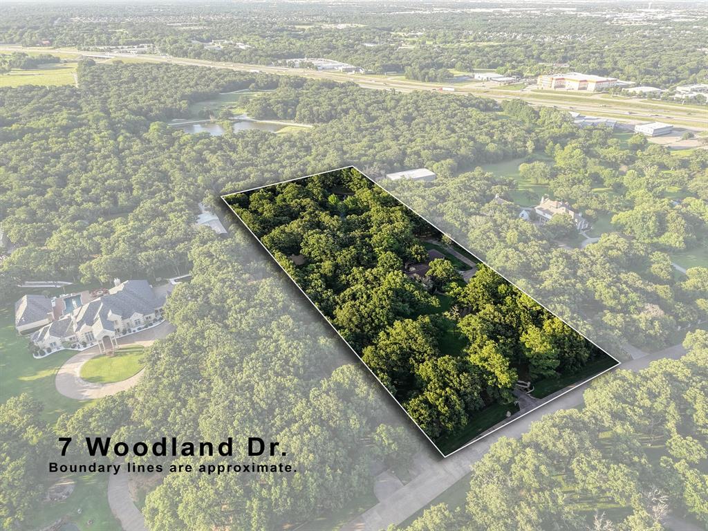 7 Woodland Drive