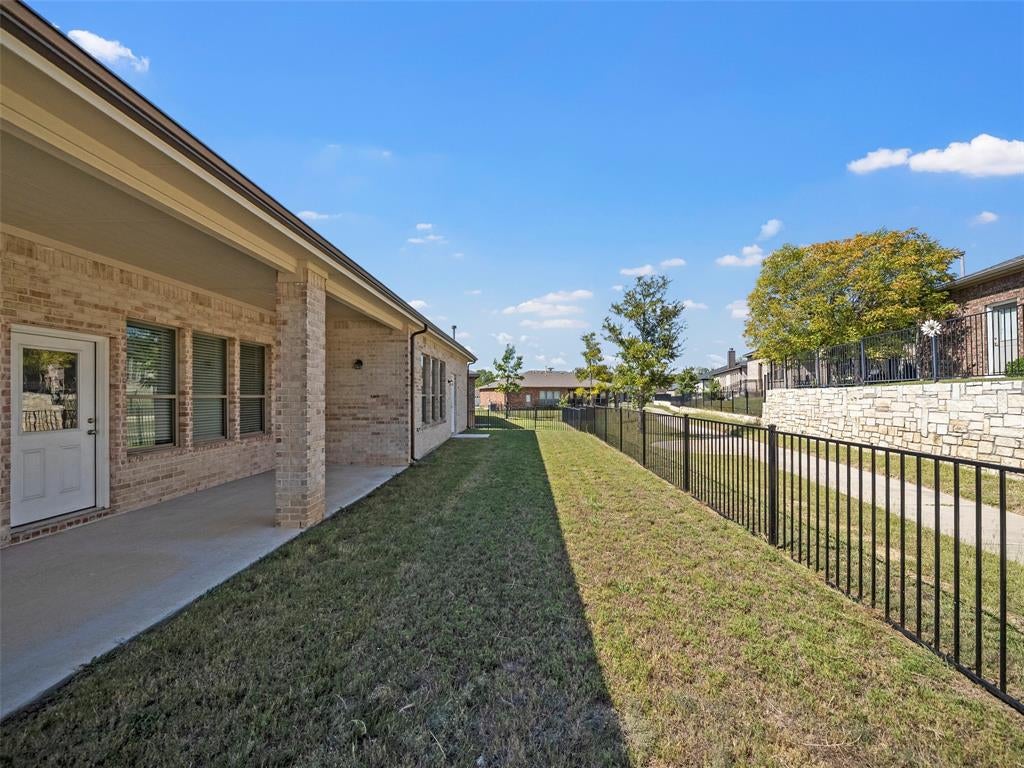 3712 Fireside Lane