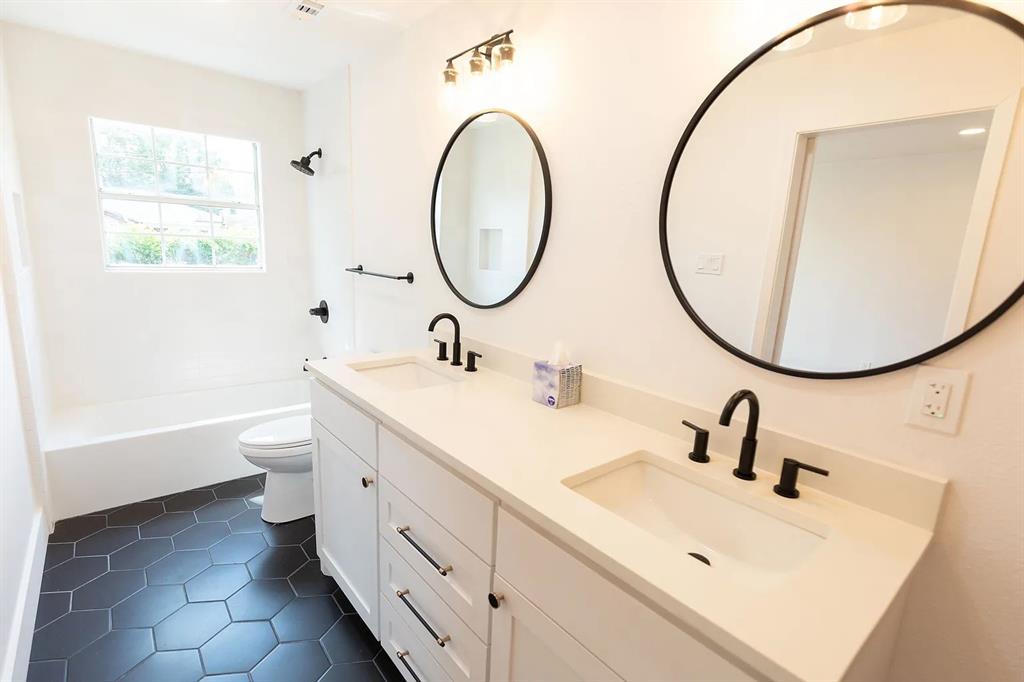 Elmwood - Residential Lease