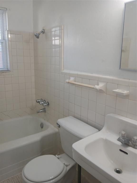 W D Wilson Sub - Residential Lease