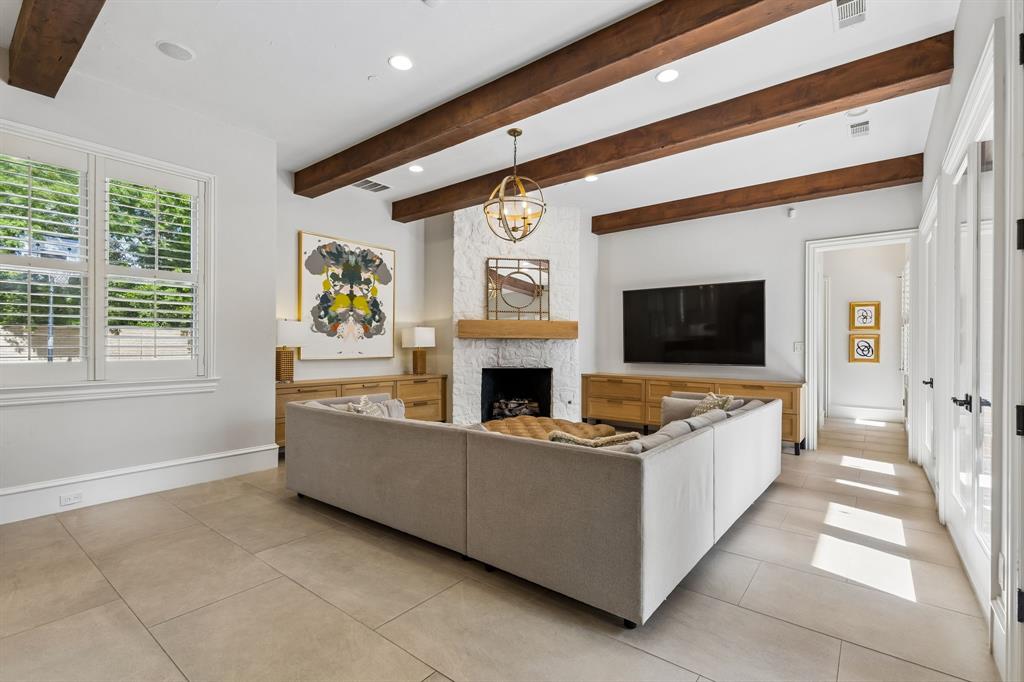 Preston Hollow - Residential