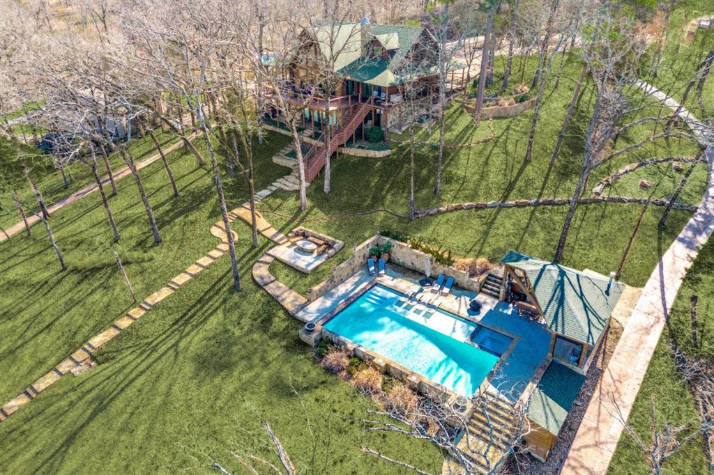 206 Dogwood Point