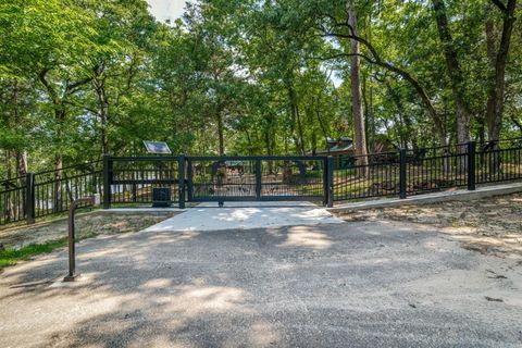 Tiny photo for 206 Dogwood Point, Winnsboro, TX 75494 (MLS # 20839927)