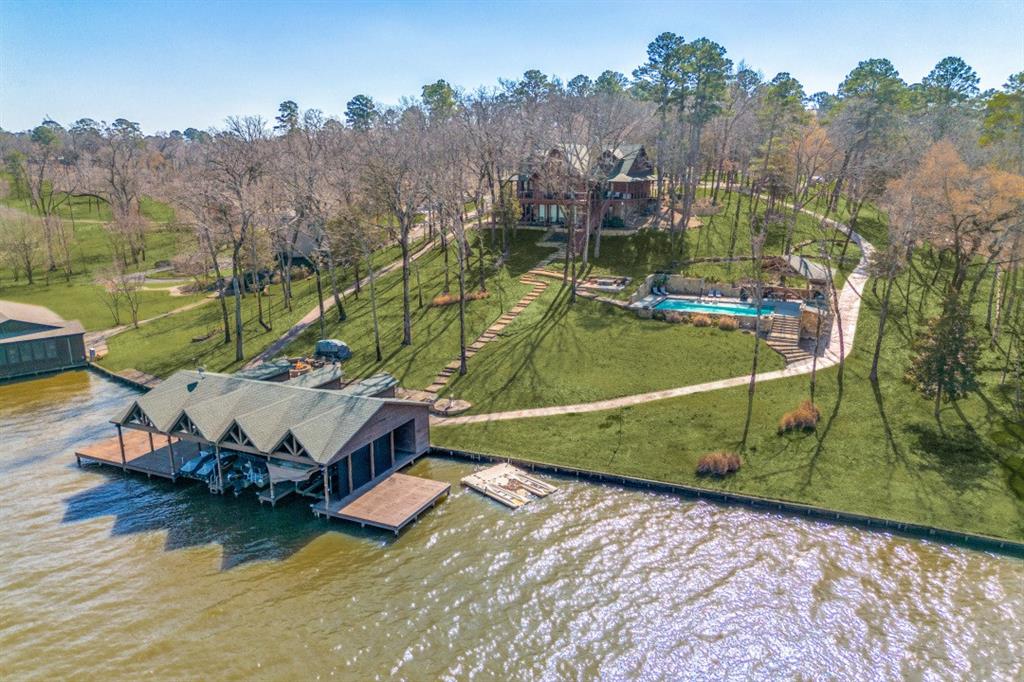 206 Dogwood Point