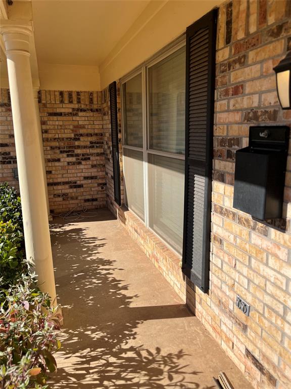 River Oaks - Residential Lease