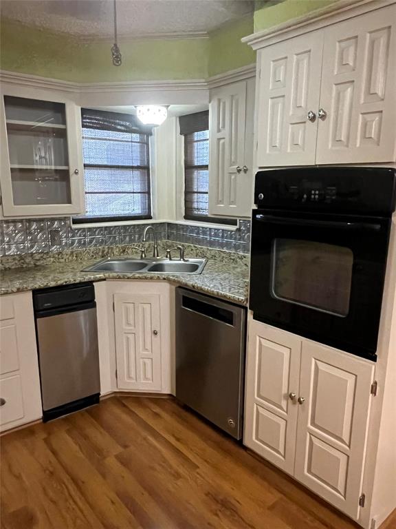 River Oaks - Residential Lease