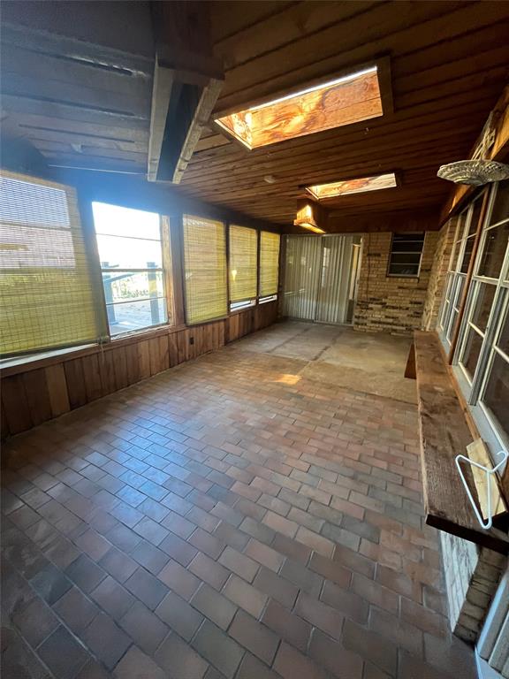 River Oaks - Residential Lease