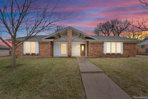 425 Lindenwood Lane W Hewitt TX 76643