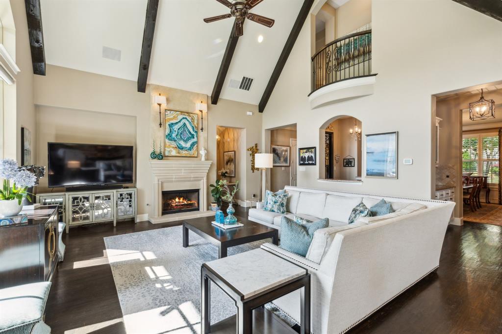2801 Golden Meadow Court