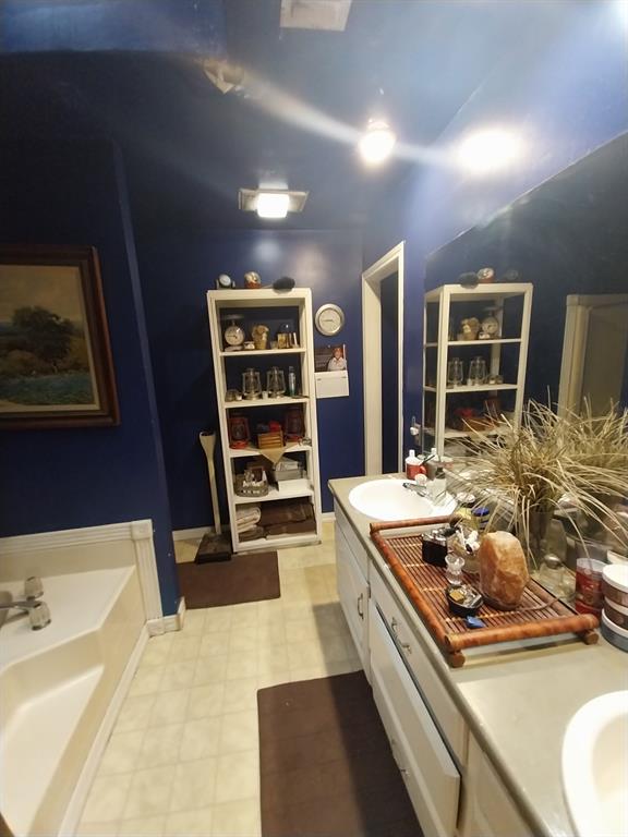 Twin Lakes - Residential