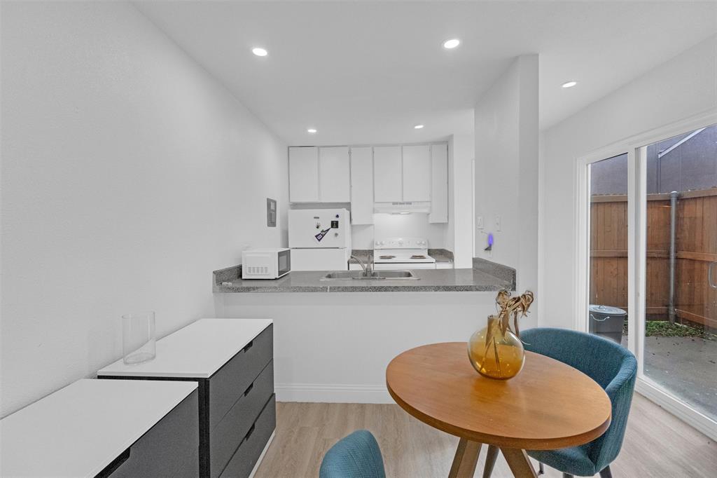 Woodhaven Condo - Residential