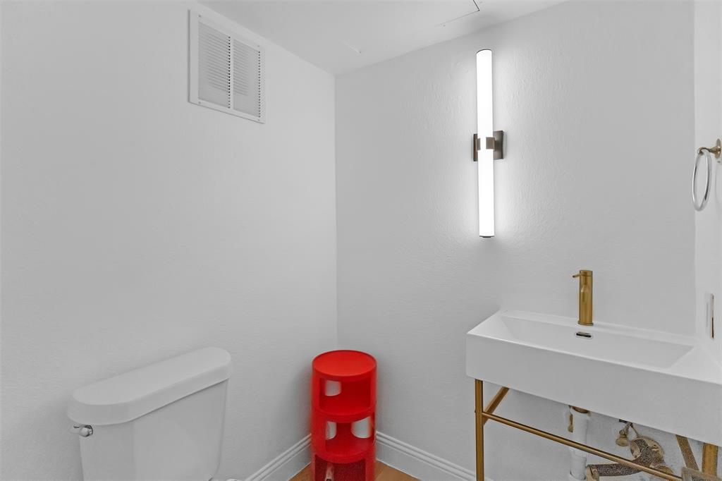 Woodhaven Condo - Residential