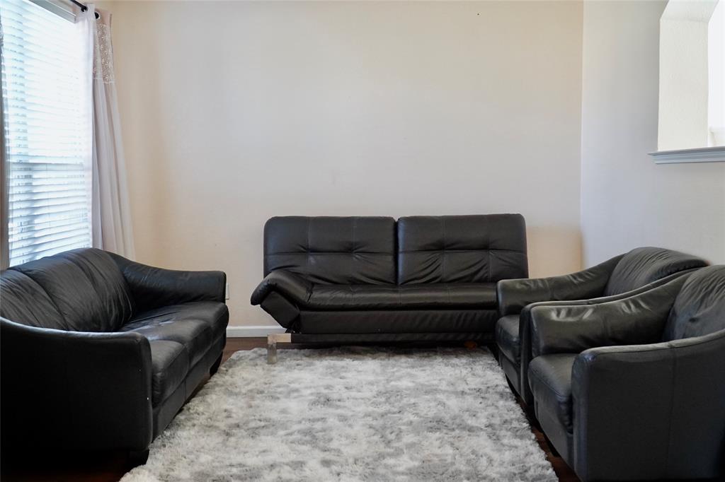 2615 Country Grove Trail