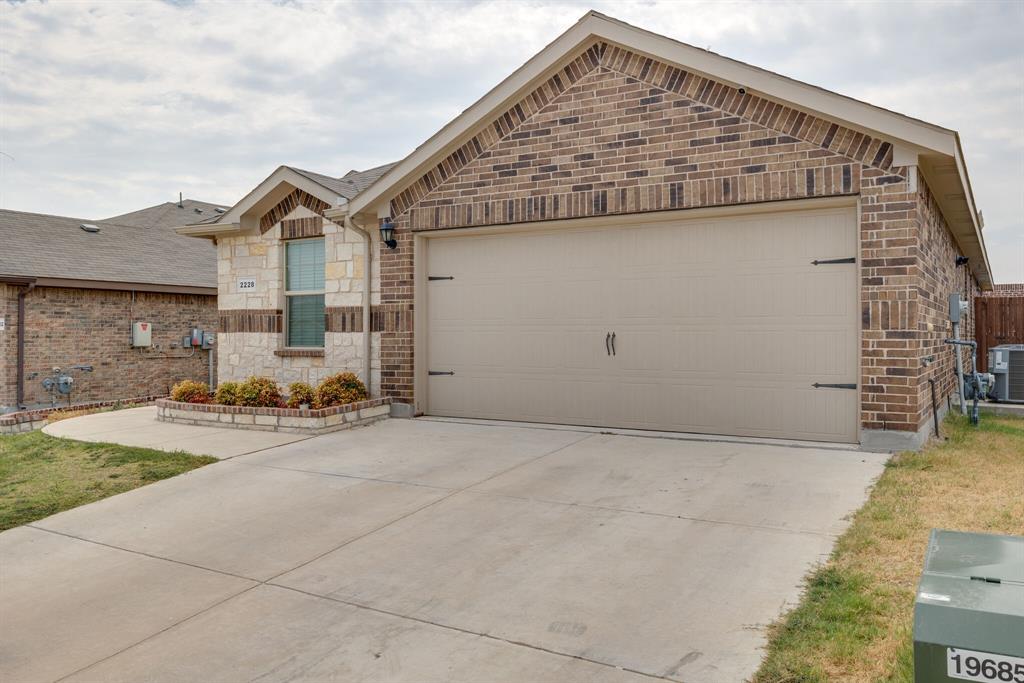 2228 Blythwood Trail
