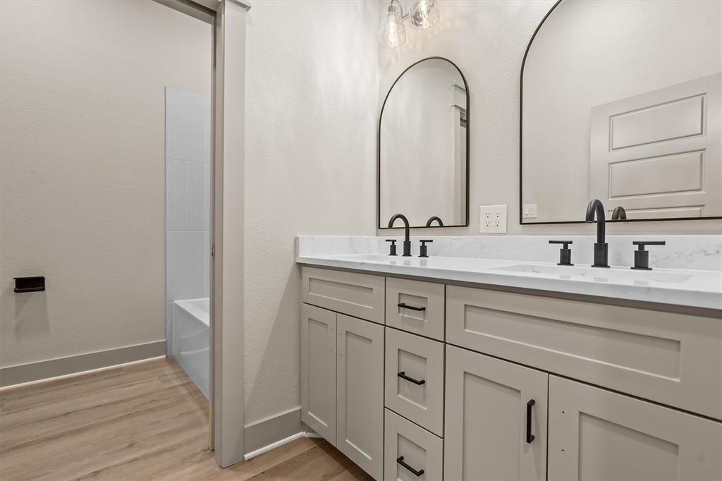 Blackberry Hill - Residential