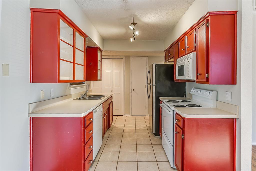 Overland Stage Estates - Residential Lease