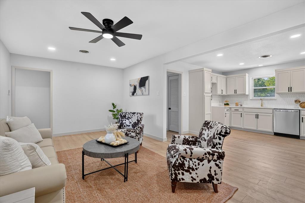 429 Fieldwood Terrace