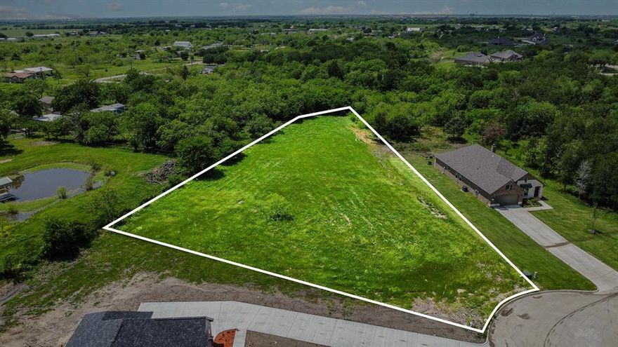 Looking for the perfect lot to build your dream home? Look no further, come see this beautiful acre lot located in the desirable Vista Oaks Subdivision, conveniently located minutes from highway I-30. Enjoy country living feel with close proximity to shopping, dinning, buc-ees’s and lake Ray Hubbard. Bring all your ideas to life and start the home building process. Choose your own builder, this is one of a kind acre lot in a cul-de-sac, no need to spend thousands of dollars to clear the lot as it is already cleared and ready to build on. Survey, Declaration of Covenants, Conditions and Restrictions In transaction desk. 
Owner is a licensed realtor.